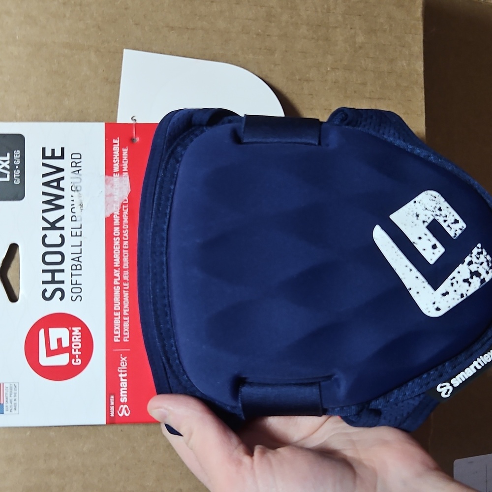 G-FORM Women's Shockwave Series Softball Elbow Guard: NAVY: NEW WITH TAGS: L/XL